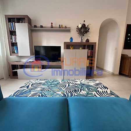 Amsicora 93 Apartamento Porto Torres Exterior foto